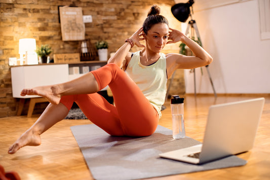 Fit worden in je eigen woonkamer: zo maak je van thuis fitness een succes