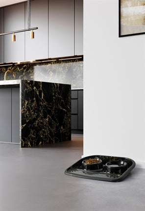 Savic Butler Voerbak En Drinkbak Met Plateau Marble Zwart / Goud 45X36X8 Cm 2X300 Ml